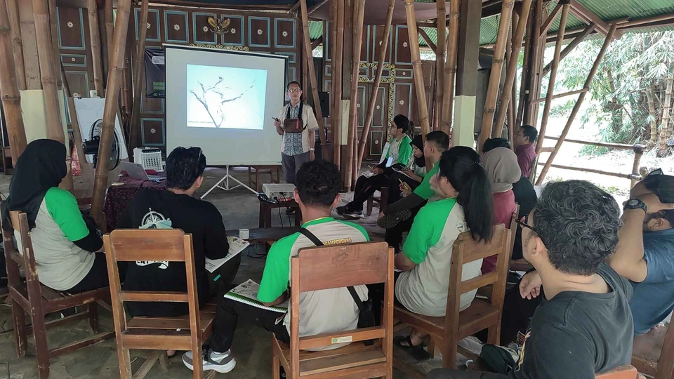 Pemaparan materi kelas BEC 2025