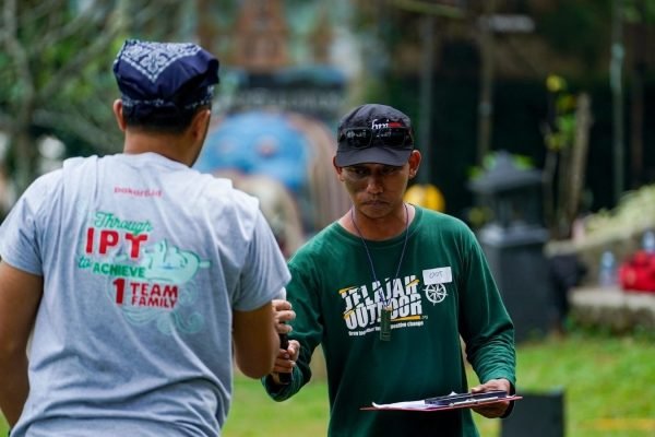 Indonesia Outdoor Education and Team Development